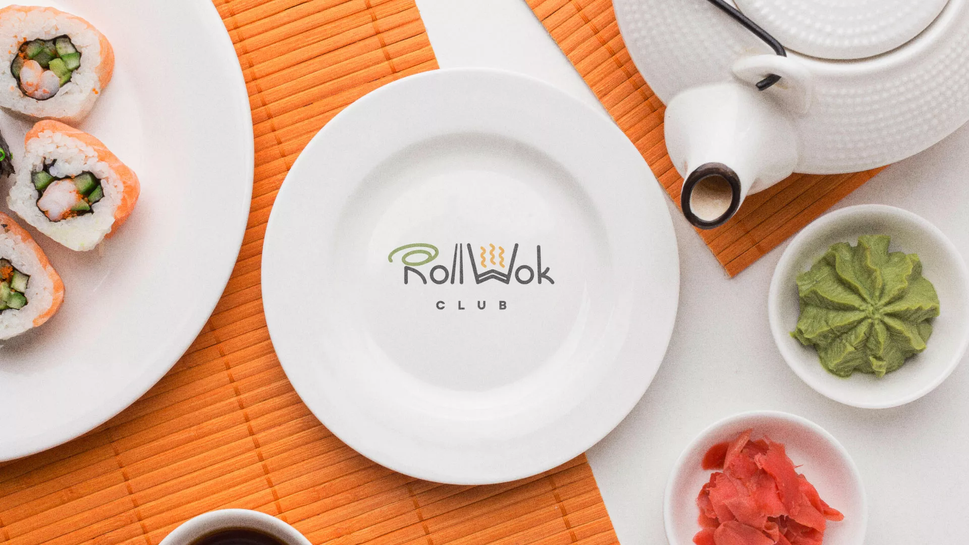 Разработка логотипа и фирменного стиля суши-бара «Roll Wok Club» в Озерах